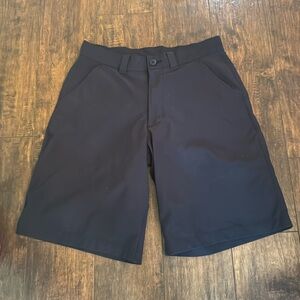 Men’s size 30 black Under Armour shorts